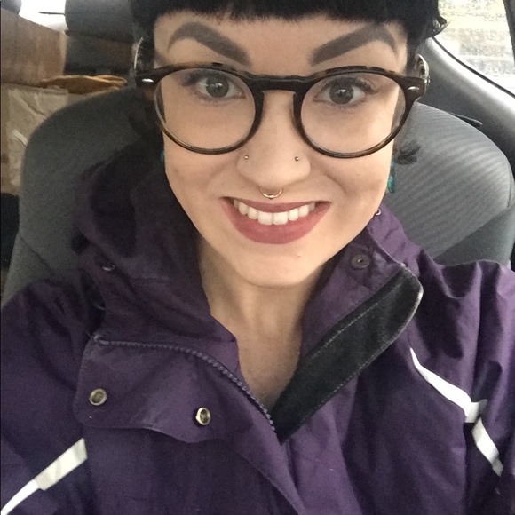 Meet your Posher, Christa, Owner of VdBoutique!💜 - Picture 2 of 8